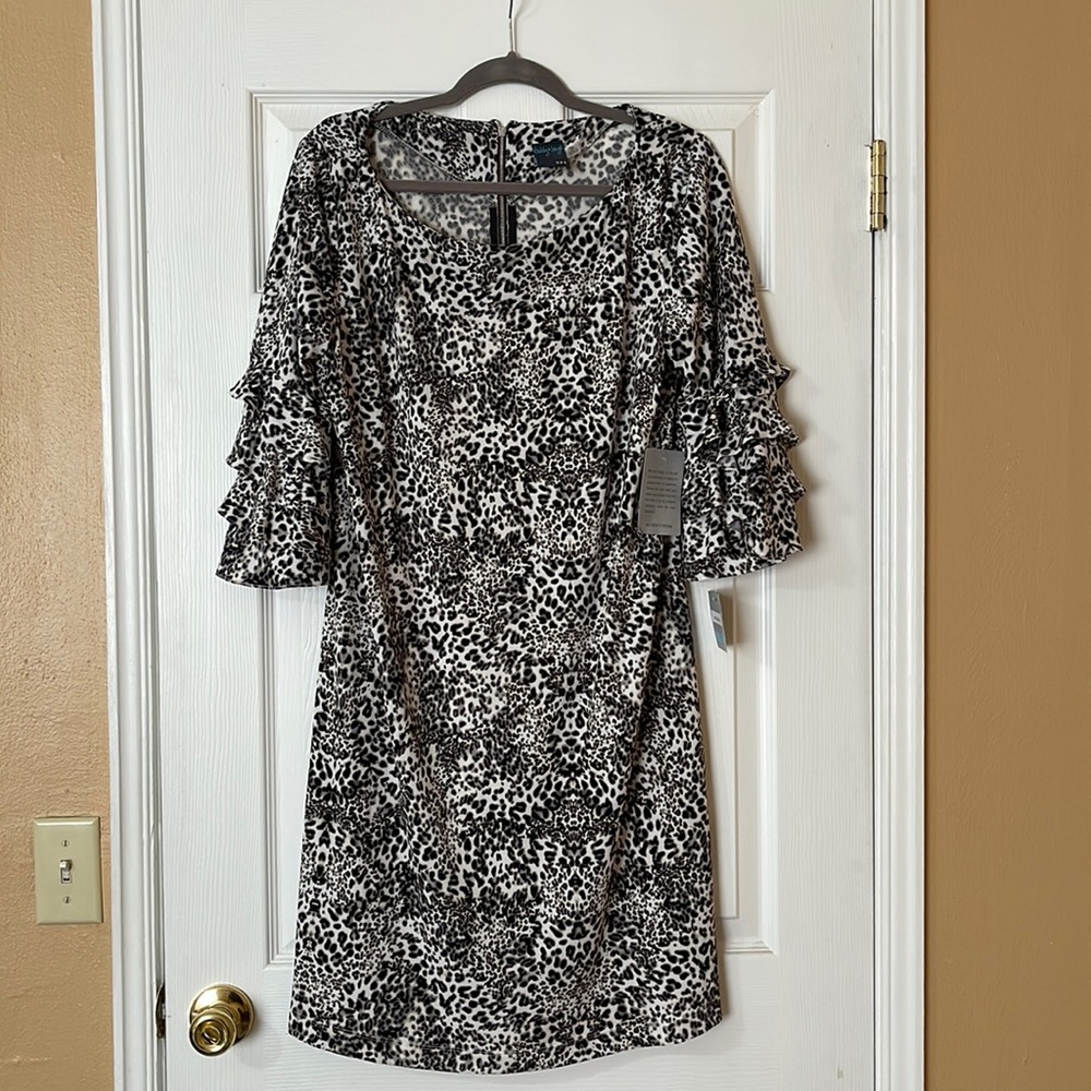 NWT Gabby Skye Leopard Print Dress Tiered Sleeves Size 16